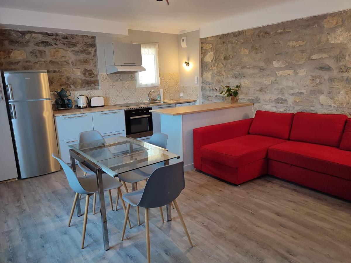 Auberge Des Esperels Rez De Maison Avec Jardin Figanières Exteriör bild